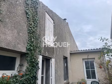 maison dissay 2 pièce(s) 67.99 m2