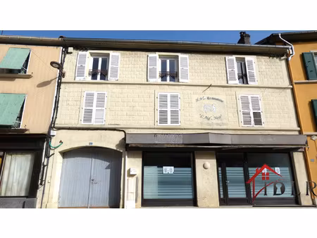 jussey - immeuble de rapport avec local commercial  8 appart