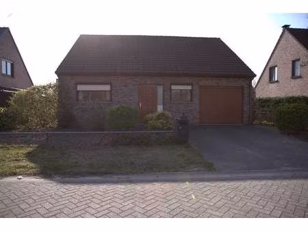 huis te koop in boom met 2 slaapkamers