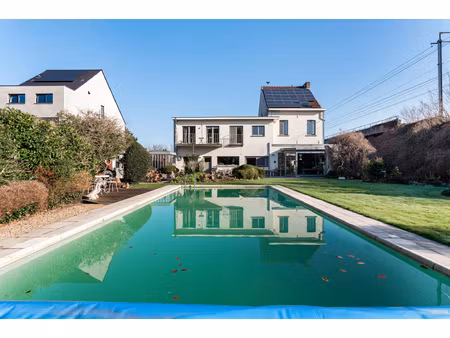 huis te koop in weerde met 6 slaapkamers