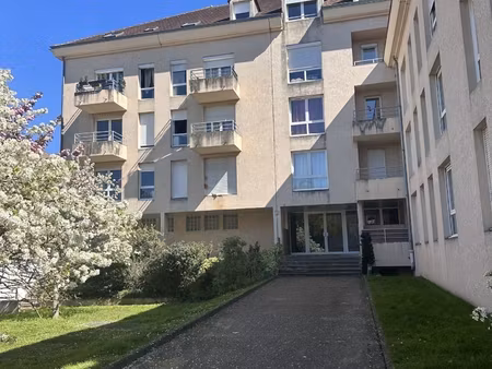 vente garage undefined m²