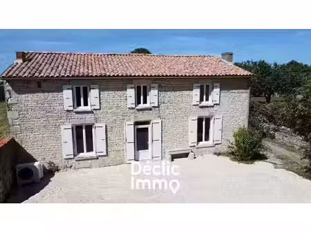 vente maison 5 pièces 121m2 la rochénard 79270 - 229900 € - surface privée