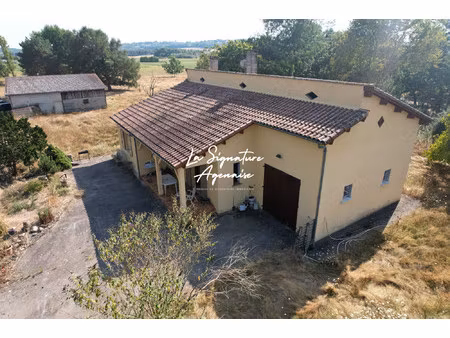 maison de plain-pied de 102 m2 avec terrain de 7469 m2 et hangar
