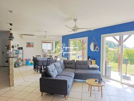 maison de plain-pied de 144 m² avec grand terrain de 7210 m² e