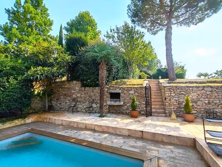 logis d'exception au coeur du baugeois !