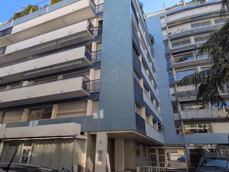 vente commerce 2 pièces 40 m² grenoble (38000)