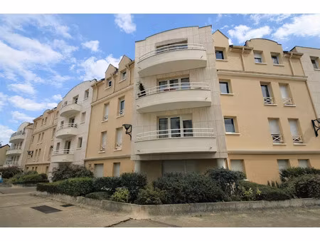 location meublée appartement 2 pièces 33.49 m² à montesson (78360)  800 €