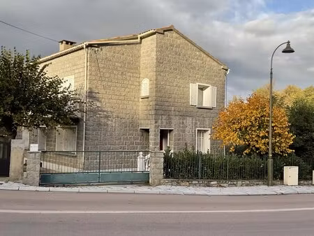 maison individuelle en pierres de taille - petreto-bicchisano