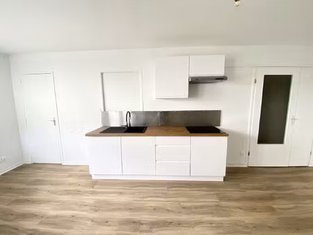 location appartement 2 pièces 39 m² à nantes (44100)