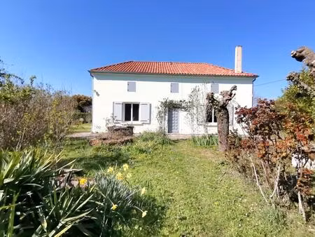 vente maison 8 pièces 168 m² sainte-livrade-sur-lot (47110)