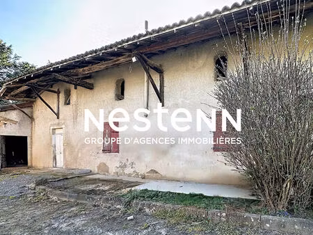 a vendre: maison à fort potentiel avec terrain ? opportunité rare - 69220 drace