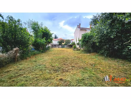 terrain constructible - 345m²