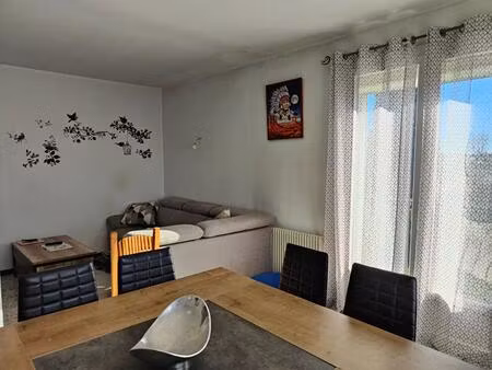 location maison 7 pièces 136 m² à marguerittes (30320)