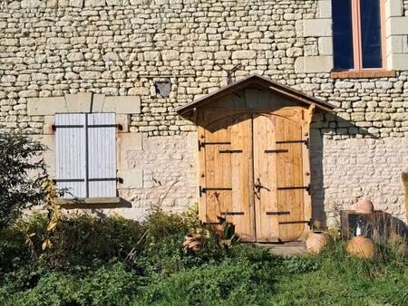 vente maison 4 pièces 300 m² prinçay (86420)