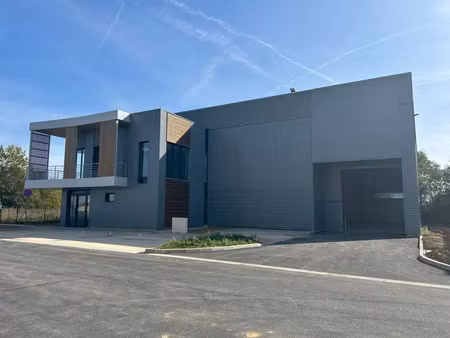 location local d'activités chanteloup en brie 77600