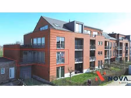 lumineux appartement 2 chambres avec terrasse