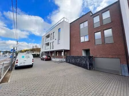 appartement 2 chambres + 2 parkings