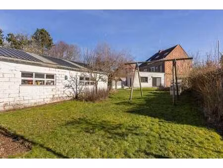 spacieuse maison unifamiliale avec entrepôt à dilbeek