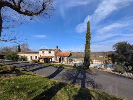 vente maison 7 pièces 215 m² à villegouge (33141)  577 000 €