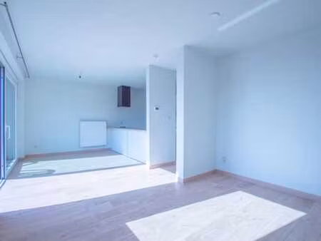 appartement 2 chambres avec terrasse et parkings