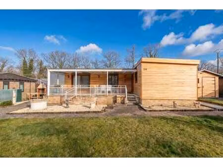 bungalow en viager dans un cadre verdoyant