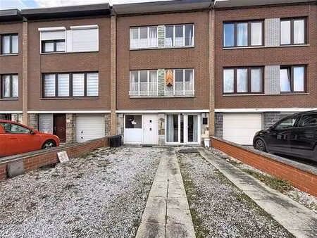 immeuble de rapport situé à châtelineau