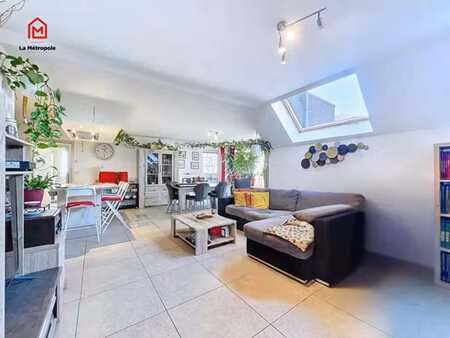 magnifique appartement 2 ch + garage + terrasse + cave