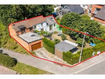 maison 3 chambres ou 2 petites maisons