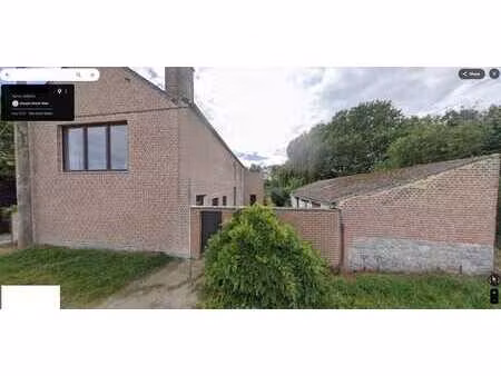 maison 3 voir 4 ch à louer à héron  beau jardin