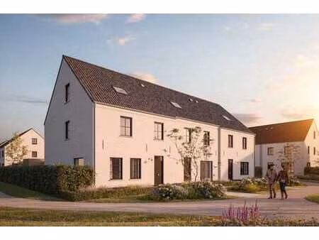 hartje nevele  4 slaapkamers mogelijk !