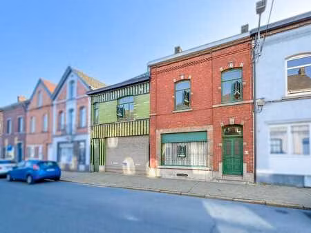 grande maison à réinventer ou possibilité de 2 logements