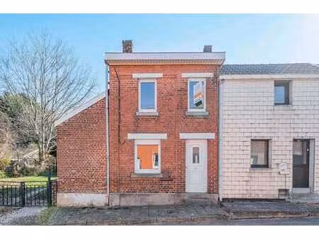 maison 3 façades avec jardin et parking – 2 grandes chambres