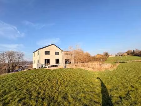 magnifique villa 5ch  bureau  garage et vue 360° sur vallée