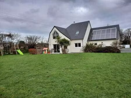 location maison à carantilly (50570) : à louer / 125m² carantilly