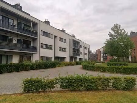 très bel appartement 2 chambres de standing avec parking int