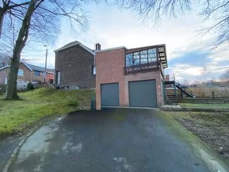 maison 2 chambres. proche de toutes commodités.