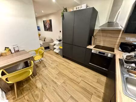 chambre meublée en colocation – terrasse  emplacement idéal