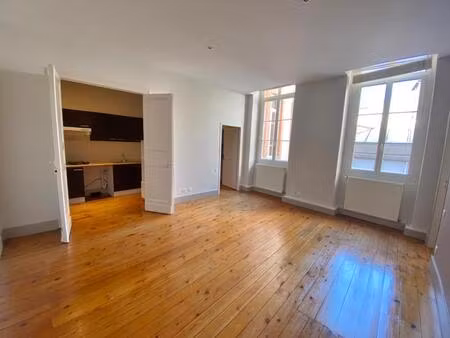 location appartement 2 pièces 64 m² à toulouse (31000)