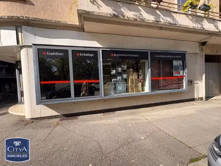 location commerce 90 m² à chambéry (73000)