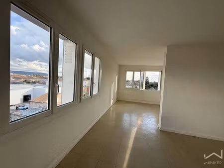 vente appartement 4 pièces 68.3 m² à pierrelatte (26700)  84 000 €