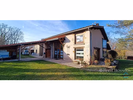 vente maison 11 pièces 220 m² orléat (63190)