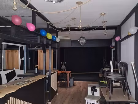 location commerce 2 pièces 100 m² à saint-omer (62500)