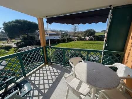 vente appartement 2 pièces piscine à talmont-saint-hilaire (85440) : à vendre 2 pièces pis