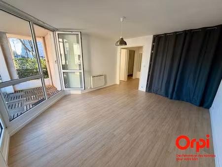 vente appartement 1 pièce 34 m² à montigny-le-bretonneux (78180)  159 000 €