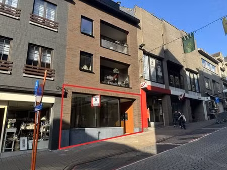 bien professionnel à louer à geraardsbergen € 900 (llwok) - casavista vastgoedkantoor | zi