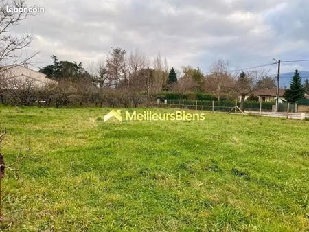 terrain 750 m² saint andre les vergers