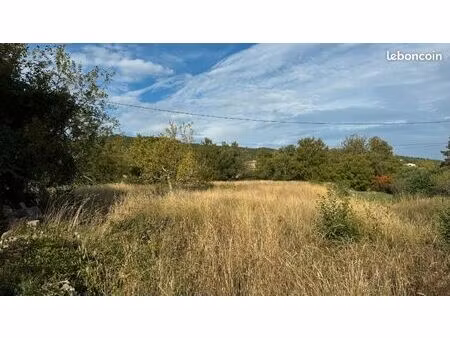 terrain 1 380 m² vagnas