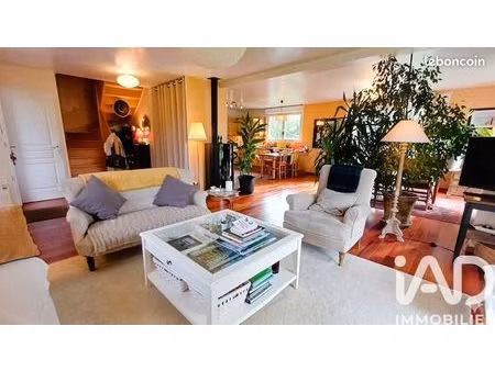 chalet 6 pièces 140 m²