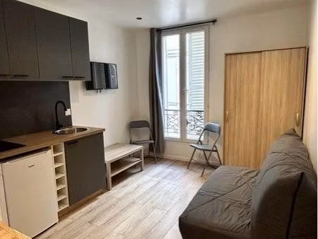 charmant studio meublé à louer