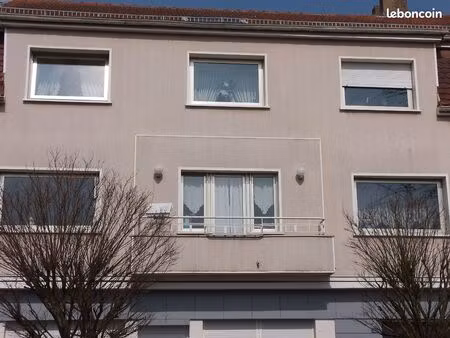 appartement f4-97 m2-face au lac de creutzwald